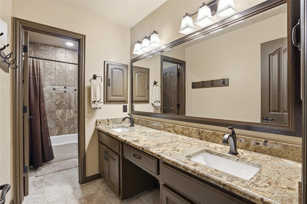9310 Bellechase Road Granbury, TX 76049 - Photo 25 of 40
