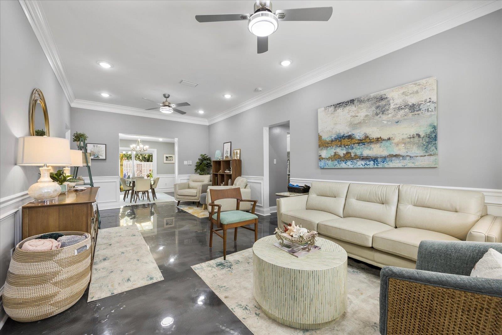 12 Dallyon Avenue St. Augustine, FL 32080 - Photo 4 of 60 a living room with furniture and a couch