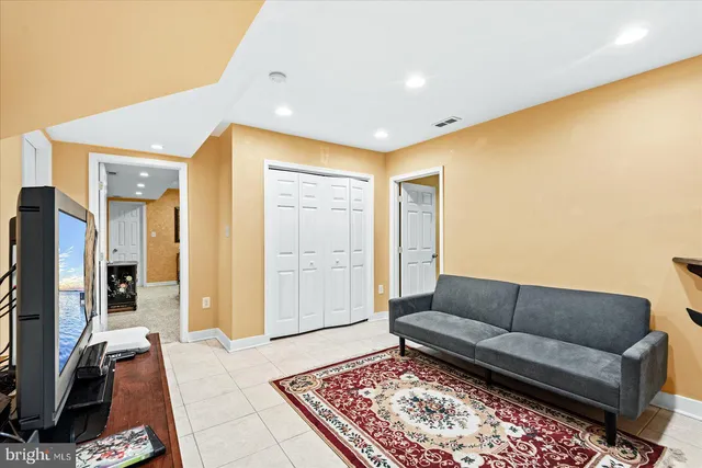 $949,000 | 21 Wentworth Drive, Fredericksburg, VA 22406