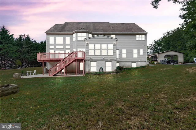 $949,000 | 21 Wentworth Drive, Fredericksburg, VA 22406