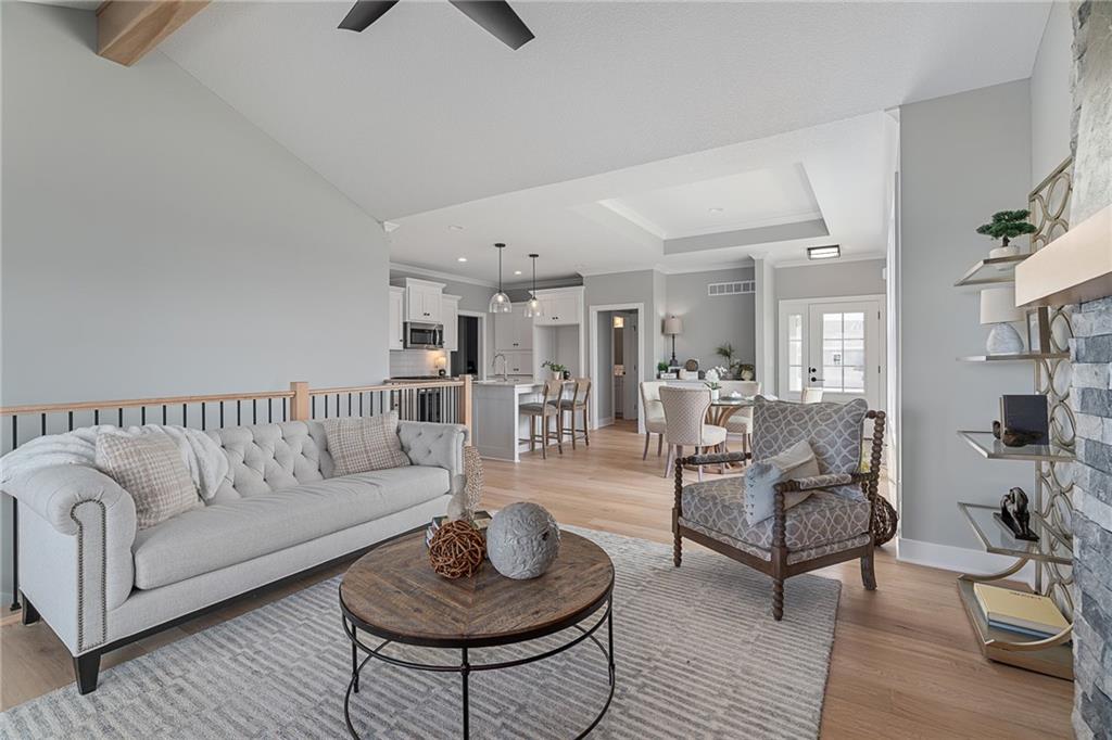 8216 Aurora Street Lenexa, KS 66220 - Photo 4 of 13