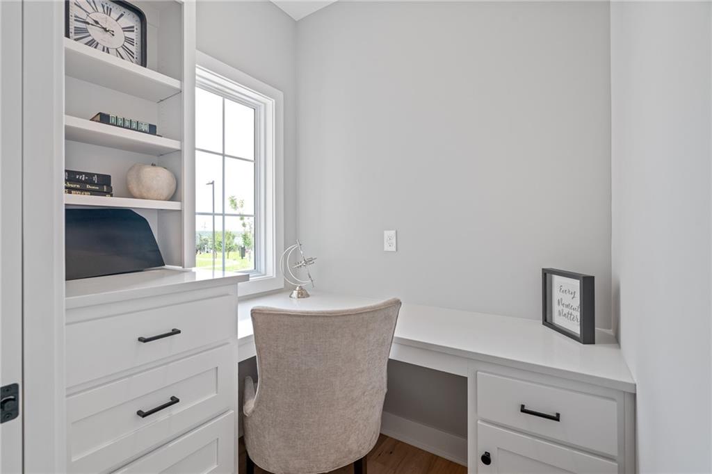 8216 Aurora Street Lenexa, KS 66220 - Photo 8 of 13