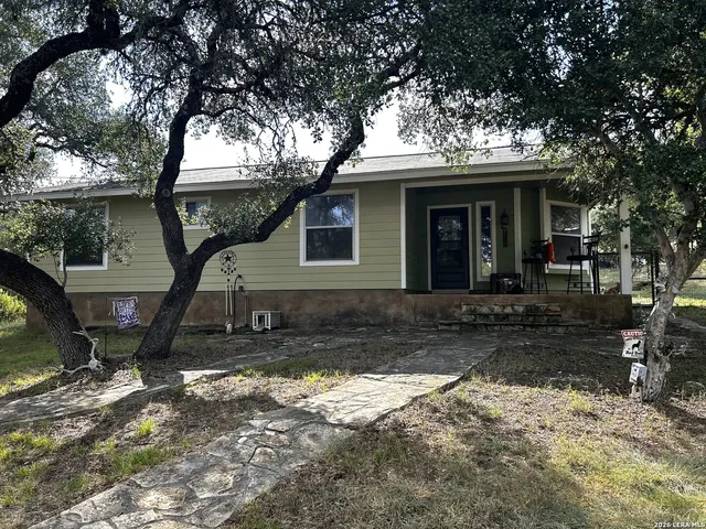 $320,000 | 1315 Overbrook Lane, Spring Branch, TX 78070
