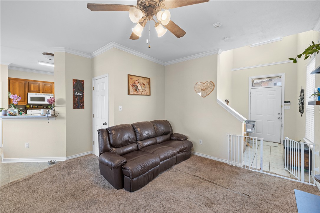1425 West Villa Maria Road, Unit 904 Bryan, TX 77801 - Photo 4 of 22