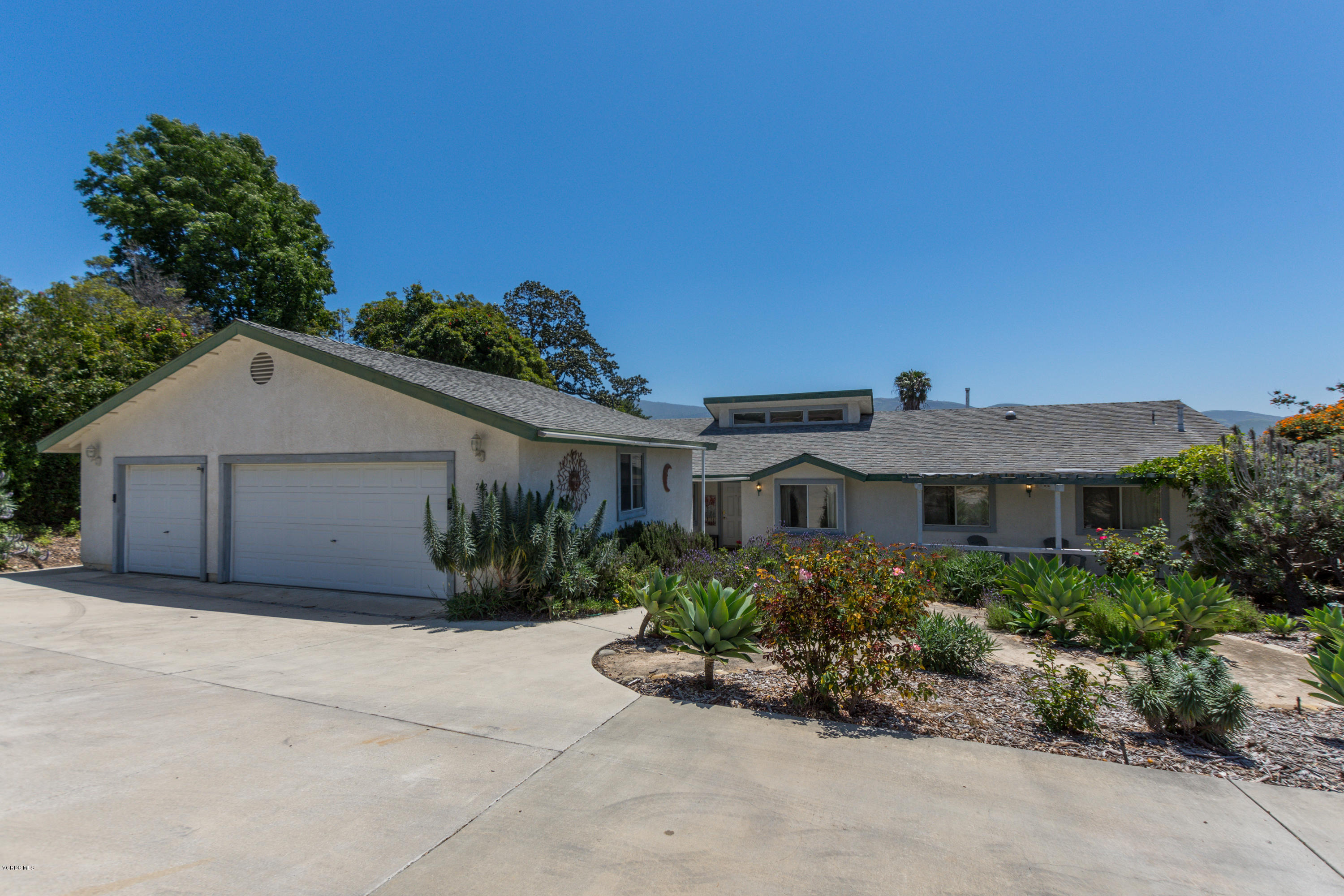 742 Foothill Road Santa Paula, CA 93060 - Photo 1 of 24 1_print_57