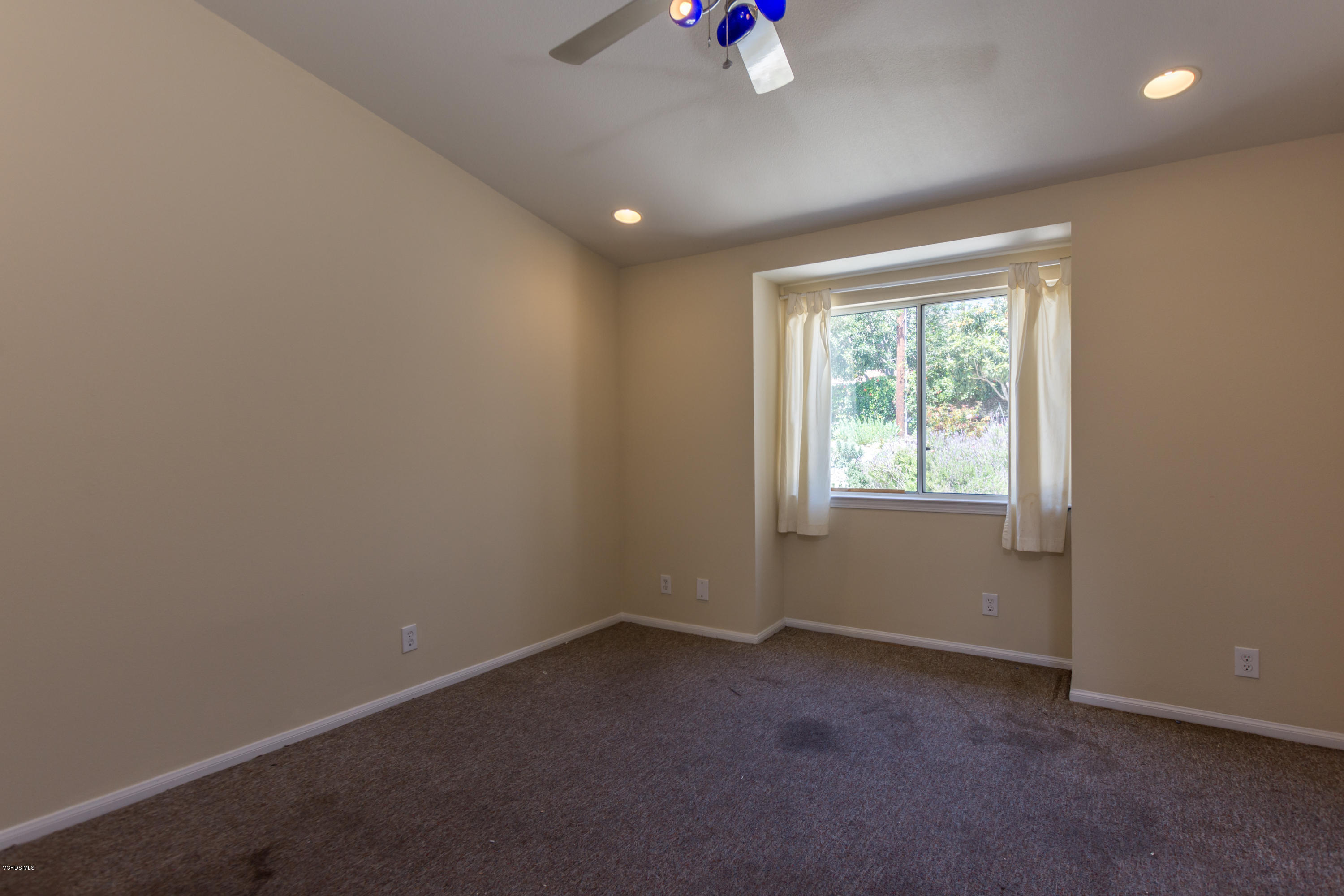 742 Foothill Road Santa Paula, CA 93060 - Photo 12 of 24 12_print_53