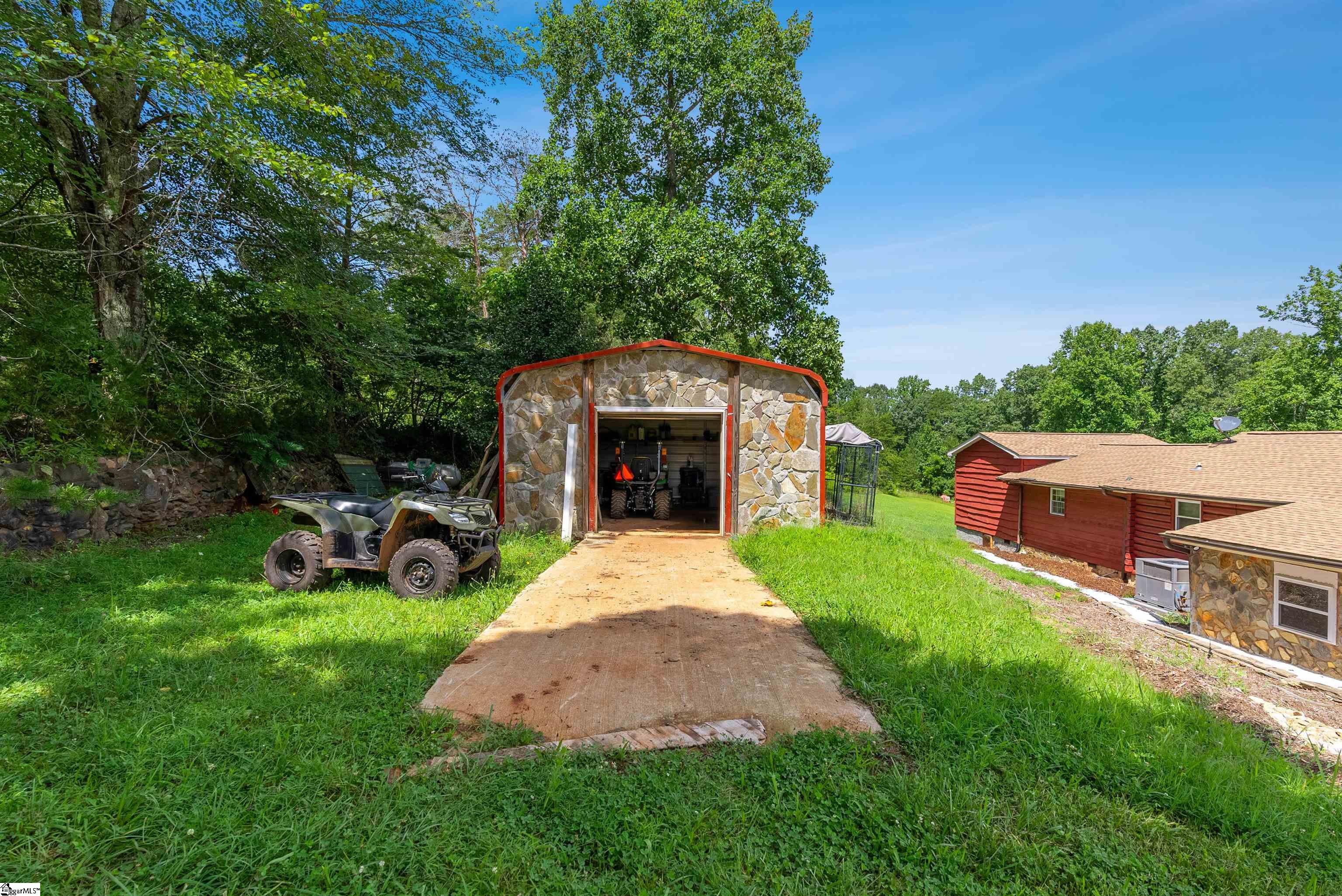 360 Ray Blackley Road Inman, SC 29349 - Photo 26 of 33