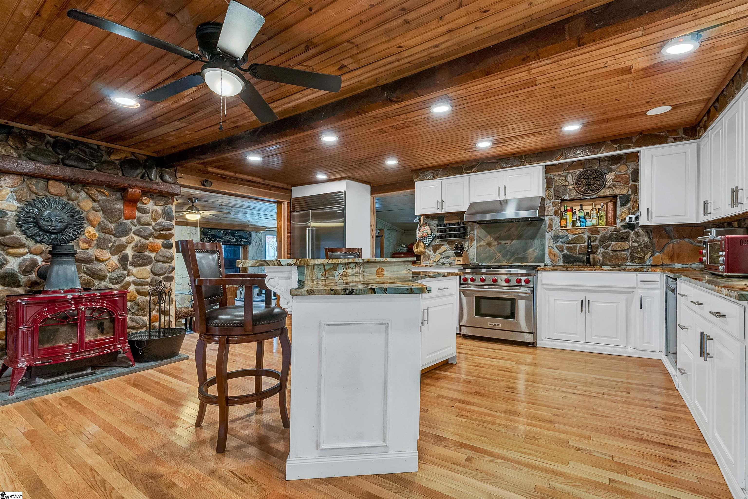 360 Ray Blackley Road Inman, SC 29349 - Photo 6 of 33