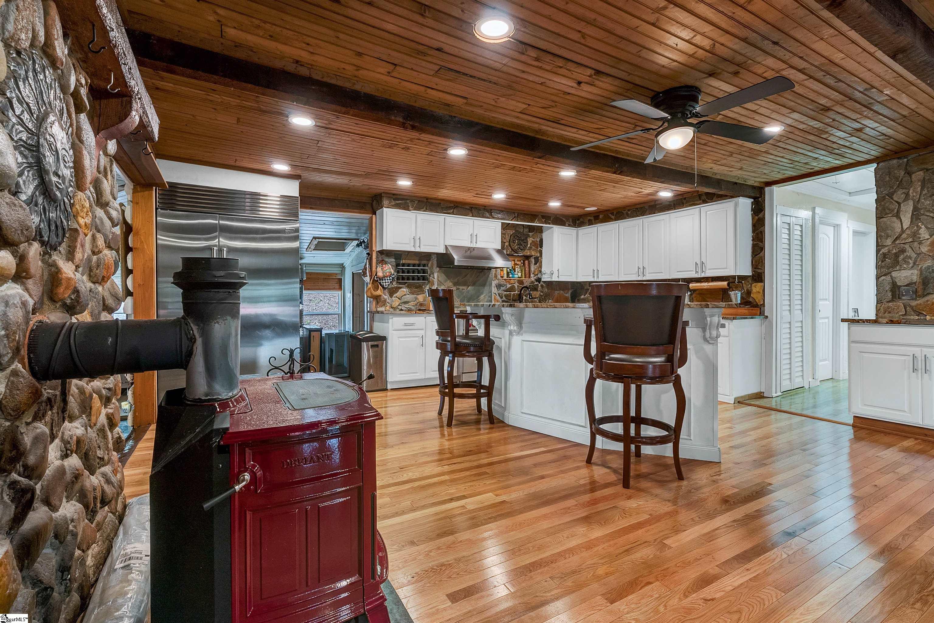 360 Ray Blackley Road Inman, SC 29349 - Photo 8 of 33