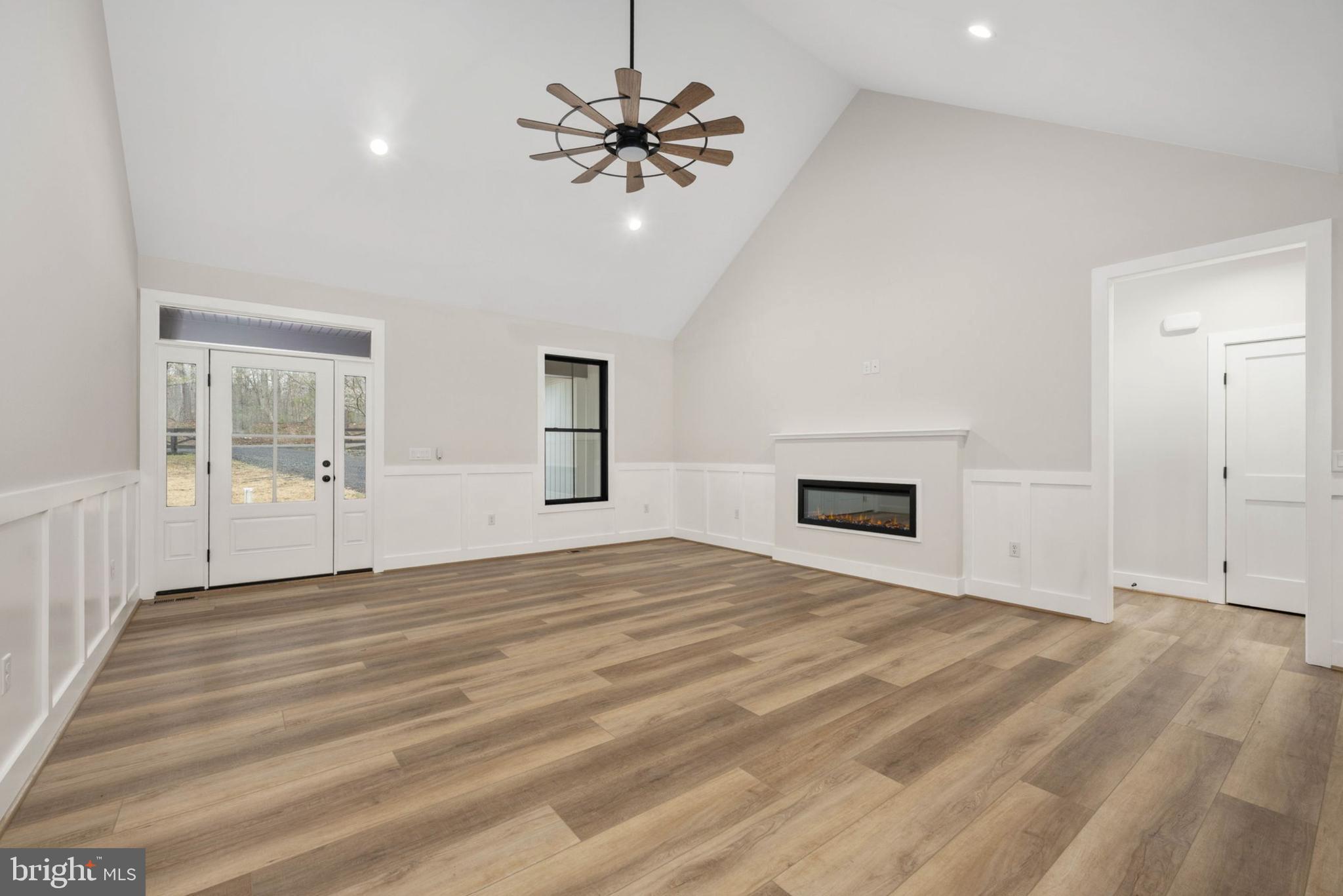 9960 Meetze Road Midland, VA 22728 - Photo 13 of 23 view to front door entrance