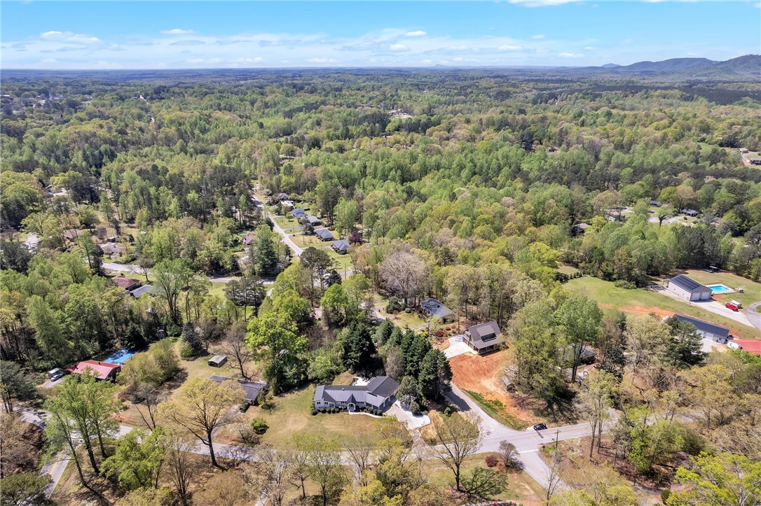 405 Playground Road Walhalla, SC 29691 - Photo 32 of 35