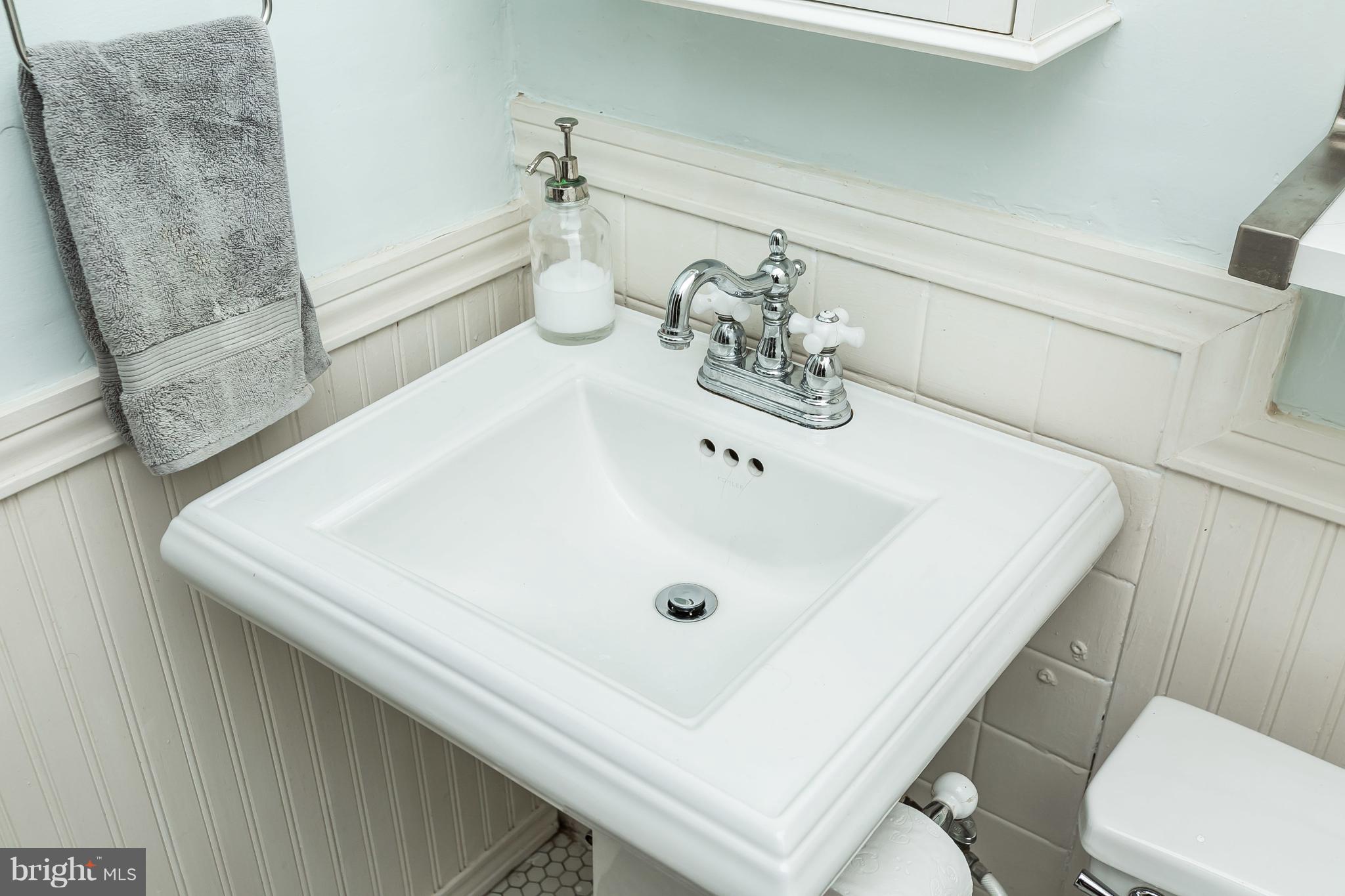 4224 Falls Road Baltimore, MD 21211 - Photo 30 of 49 Full Bath