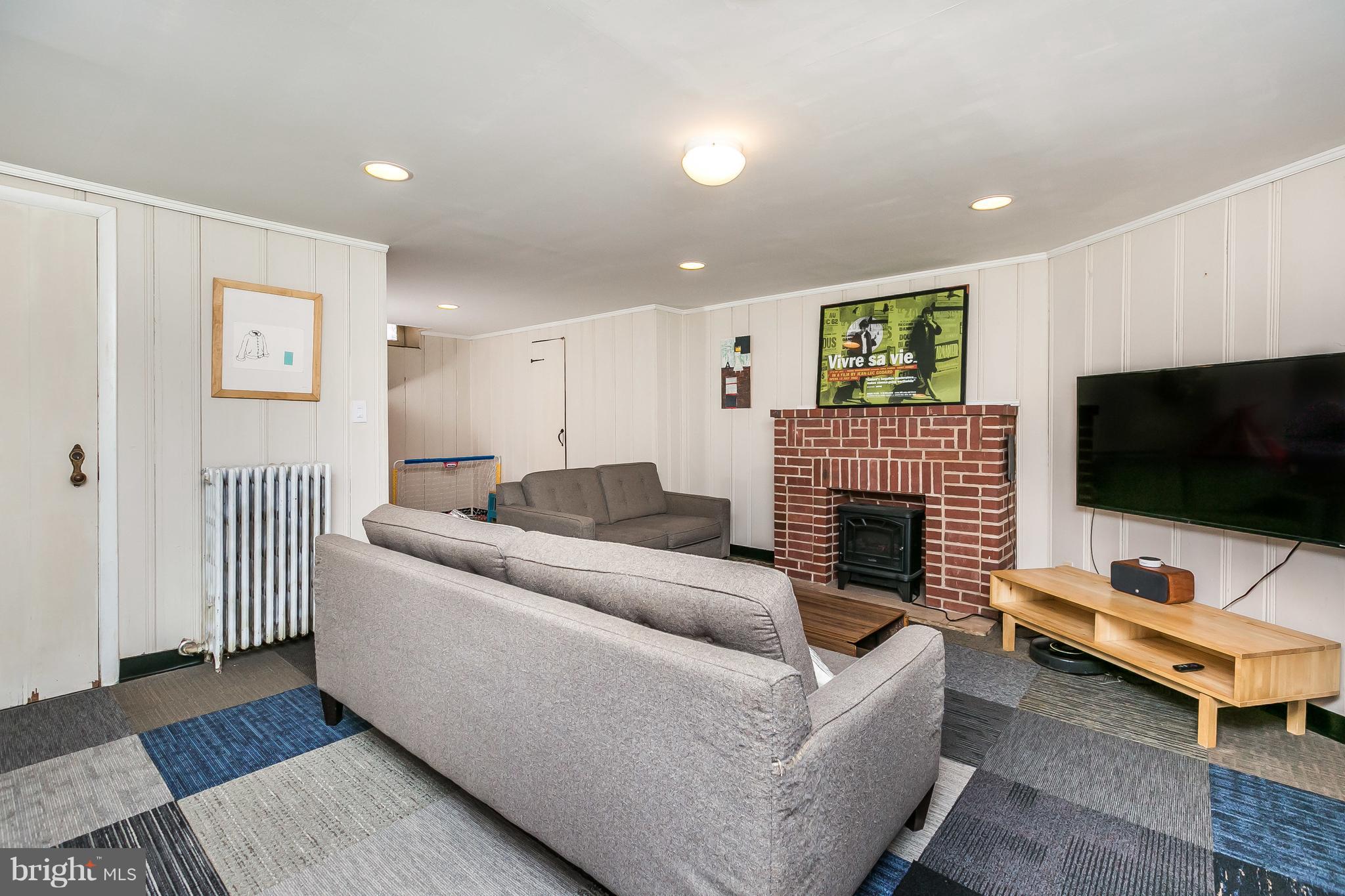 4224 Falls Road Baltimore, MD 21211 - Photo 33 of 49 Family Room