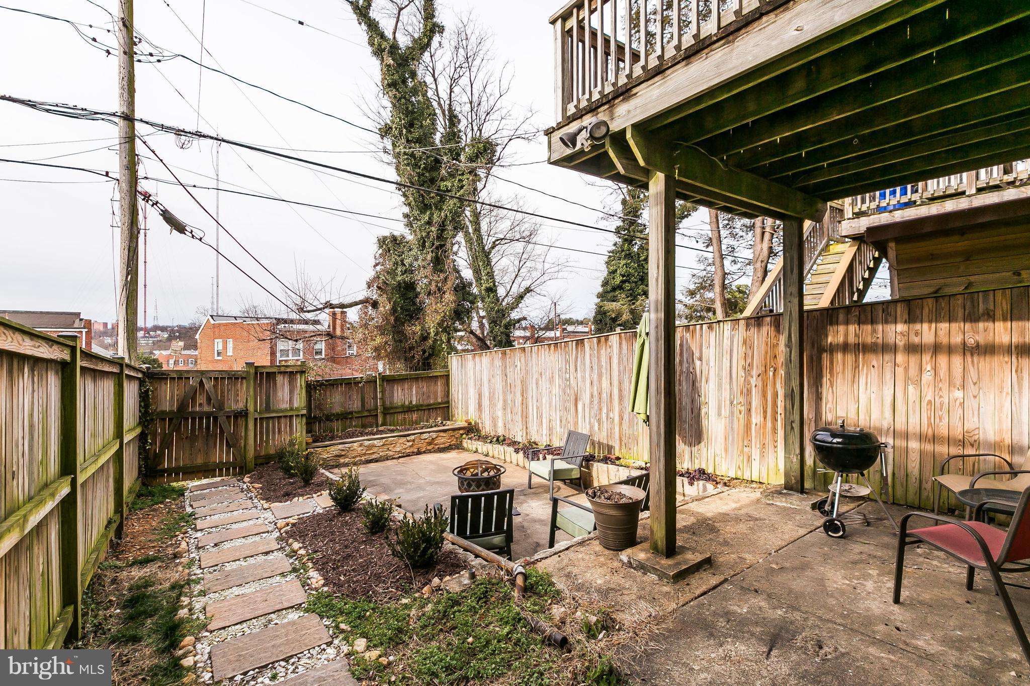 4224 Falls Road Baltimore, MD 21211 - Photo 39 of 49 Large Low Maintenance Fenced Yard
