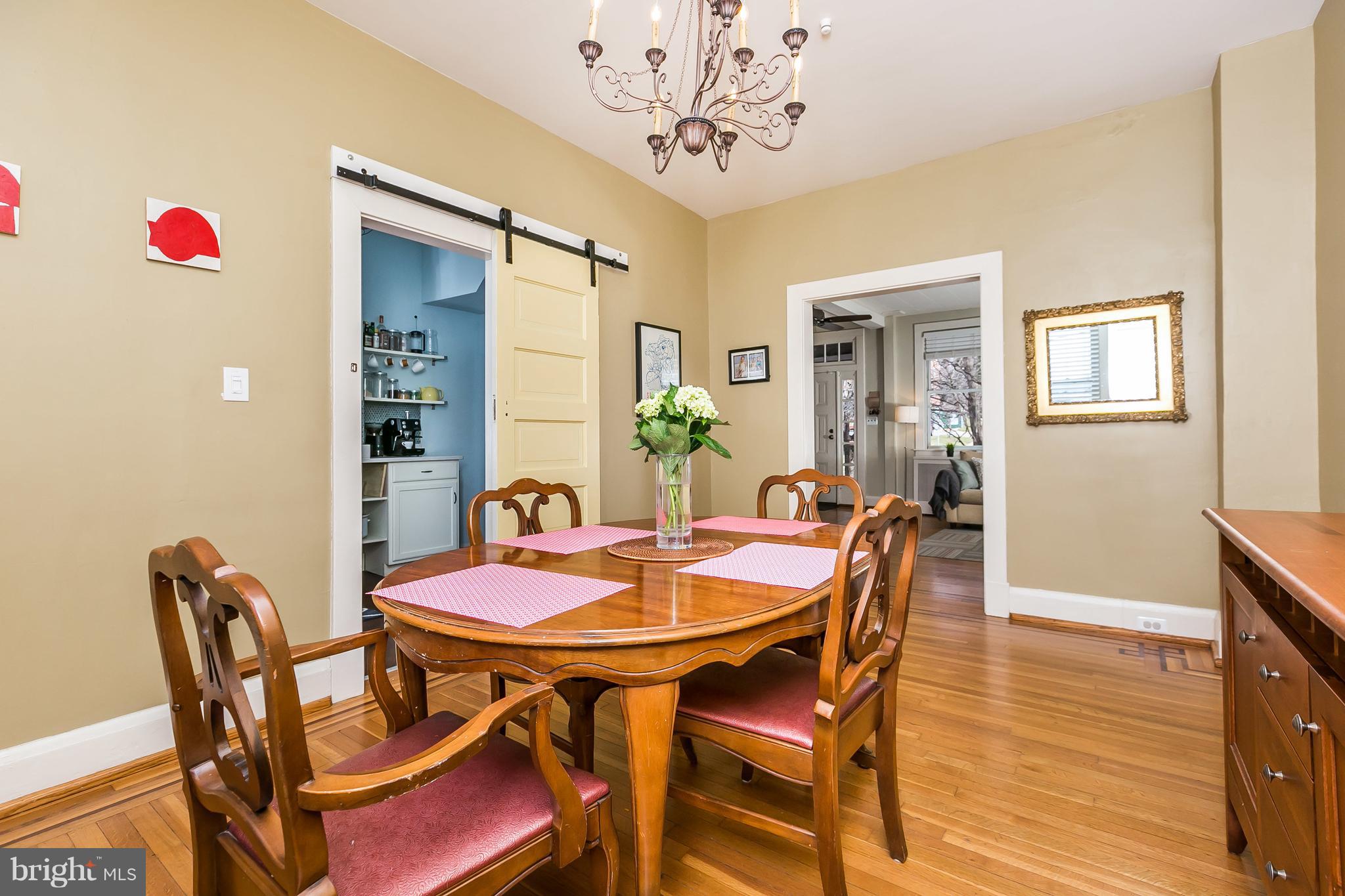 4224 Falls Road Baltimore, MD 21211 - Photo 9 of 49 Dining Room