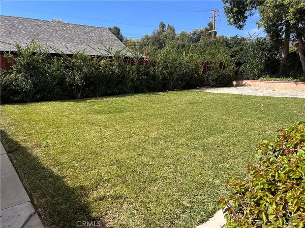 $3,500 | 935 North 1st Avenue, Upland, CA 91786