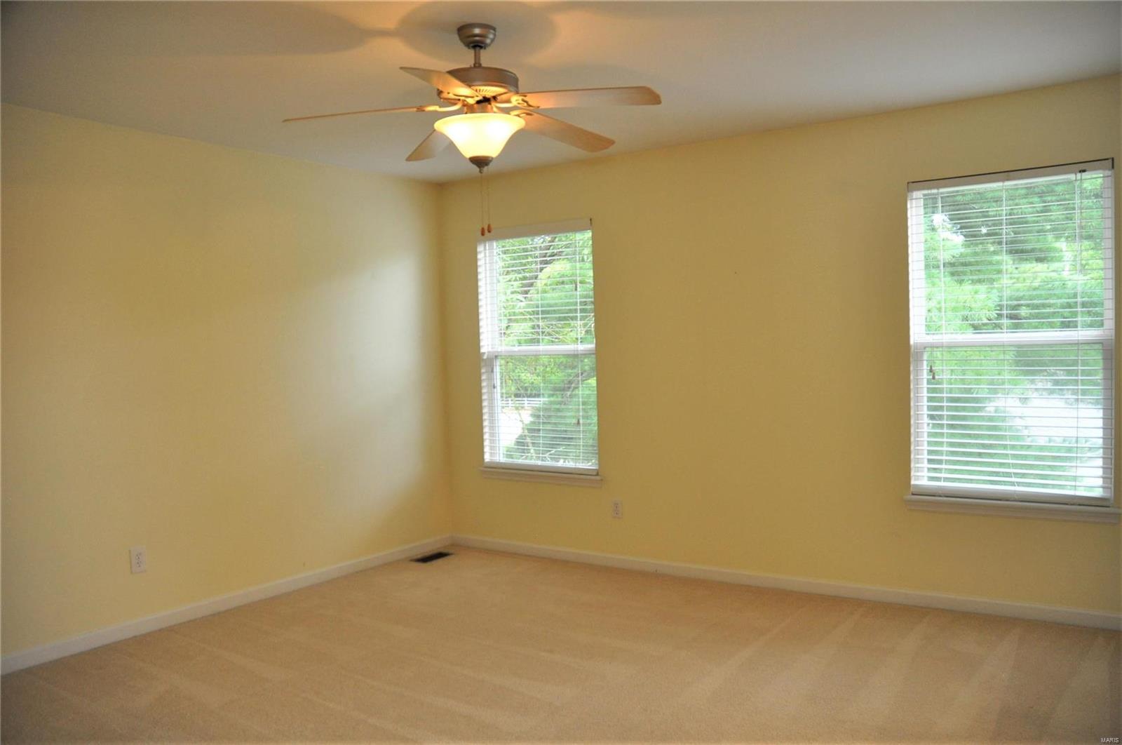 539 Weidman Road Ballwin, MO 63011 - Photo 17 of 33