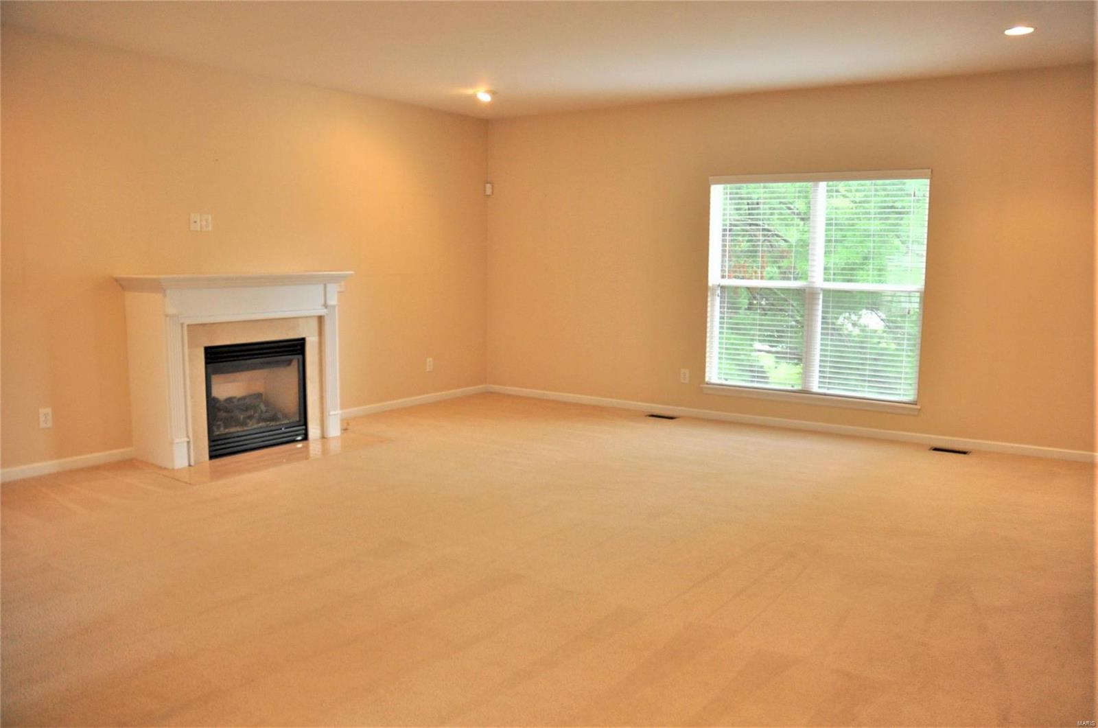 539 Weidman Road Ballwin, MO 63011 - Photo 8 of 33