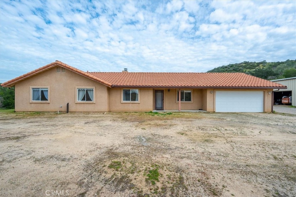 3151 Parkhill Road Santa Margarita, CA 93453 - Photo 4 of 55 Main House