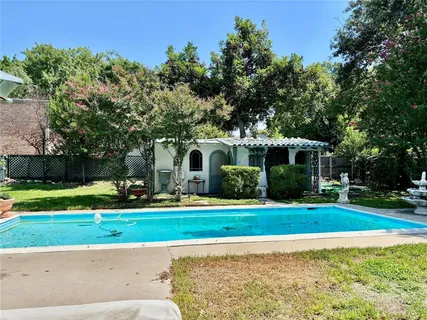 $1,995,000 | 5338 West University Boulevard, Dallas, TX 75209
