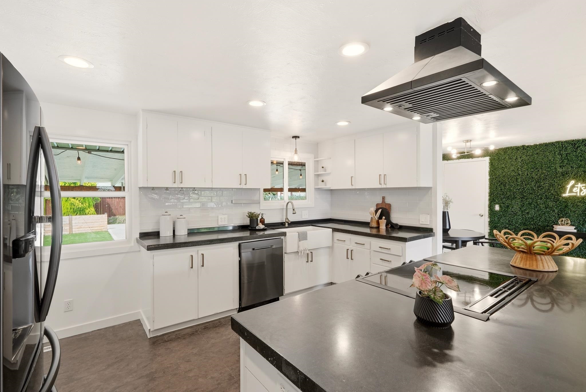 2716 West Beacon Avenue Spokane, WA 99208 - Photo 4 of 16