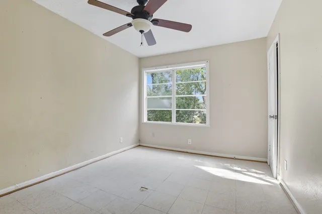 $124,900 | 1228 6th Avenue North, Texas City, TX 77590