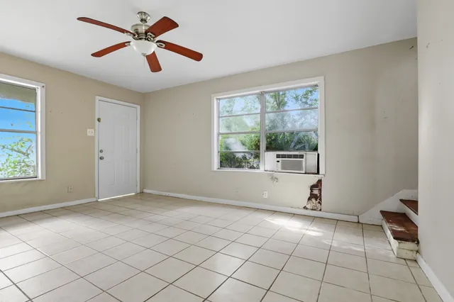 $124,900 | 1228 6th Avenue North, Texas City, TX 77590