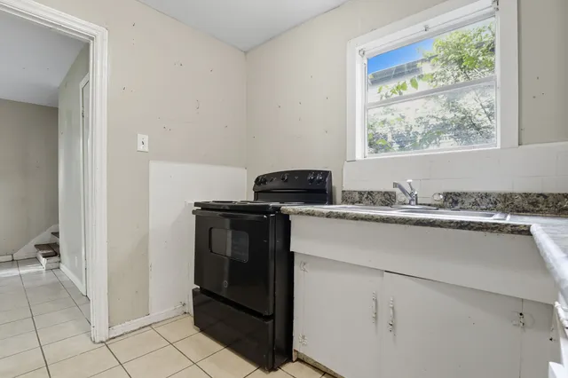 $124,900 | 1228 6th Avenue North, Texas City, TX 77590