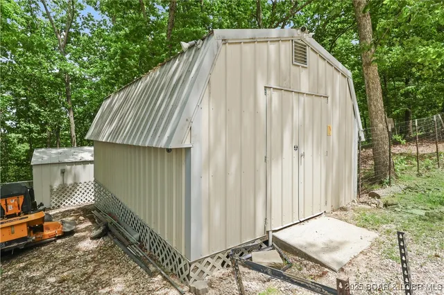 $389,000 | 26659 Burton Road, Barnett, MO 65011