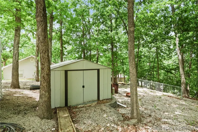 $389,000 | 26659 Burton Road, Barnett, MO 65011