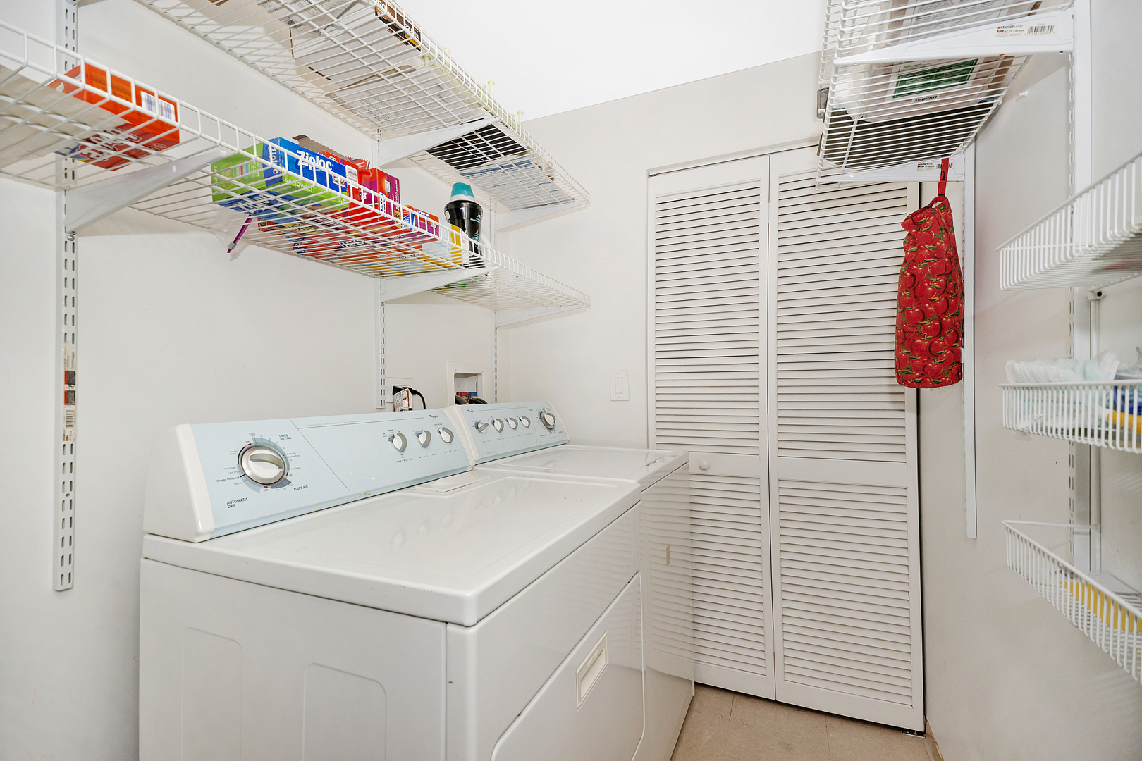 1133 South State Street, Unit 507 Chicago, IL 60605 - Photo 17 of 24