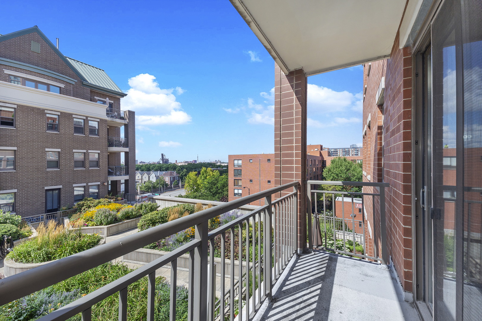 1133 South State Street, Unit 507 Chicago, IL 60605 - Photo 10 of 24