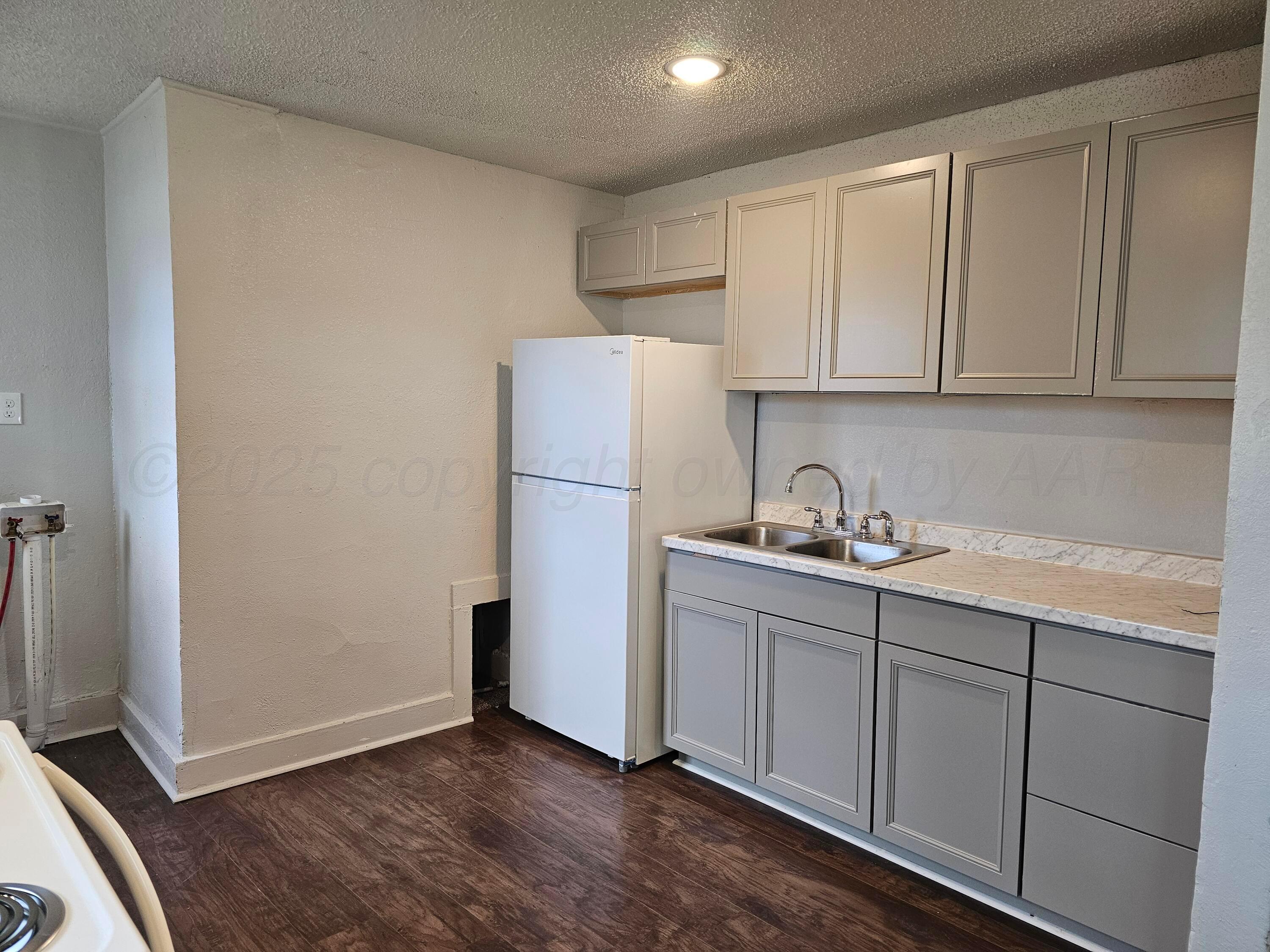 3300 Southwest 10th Avenue Amarillo, TX 79106 - Photo 4 of 9 20250418_135417