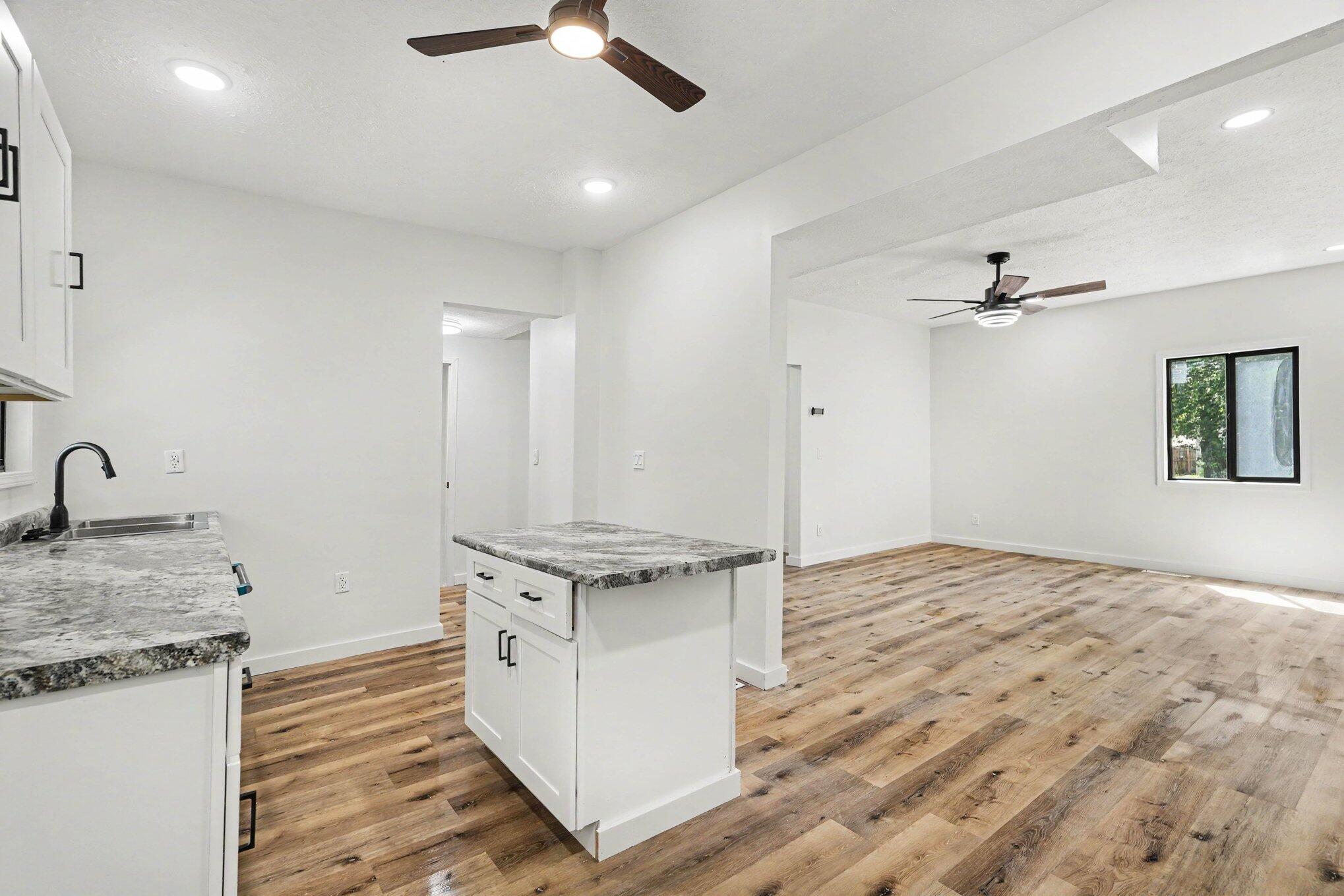 142 Rook Street Battle Creek, MI 49014 - Photo 14 of 35 013_file_4281