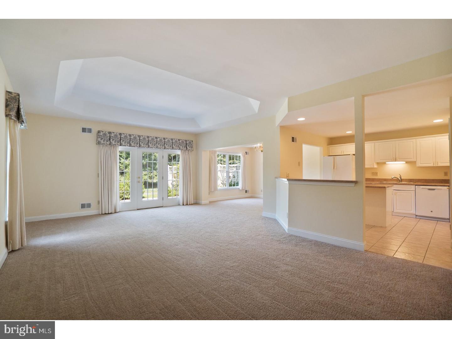 9 Hedge Row Road Princeton, NJ 08540 - Photo 5 of 24 Gallery Image 5