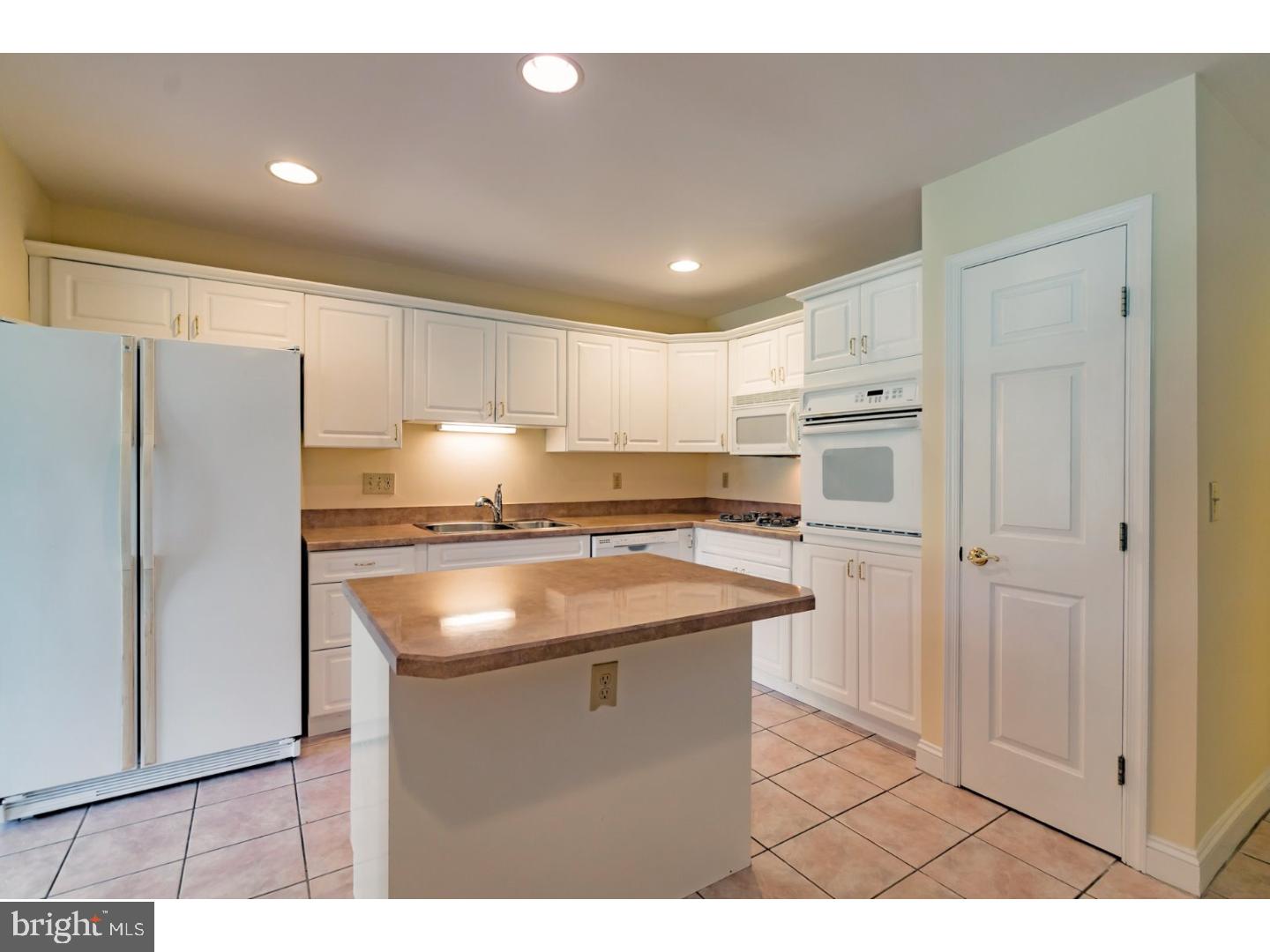 9 Hedge Row Road Princeton, NJ 08540 - Photo 9 of 24 Gallery Image 9