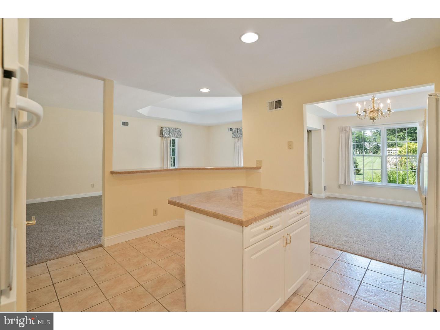 9 Hedge Row Road Princeton, NJ 08540 - Photo 10 of 24 Gallery Image 10
