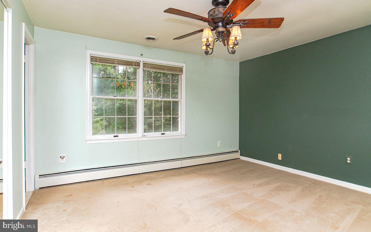 9 Lynn Ridge Court Manchester, MD 21102 - Photo 17 of 51 Gallery Image 17