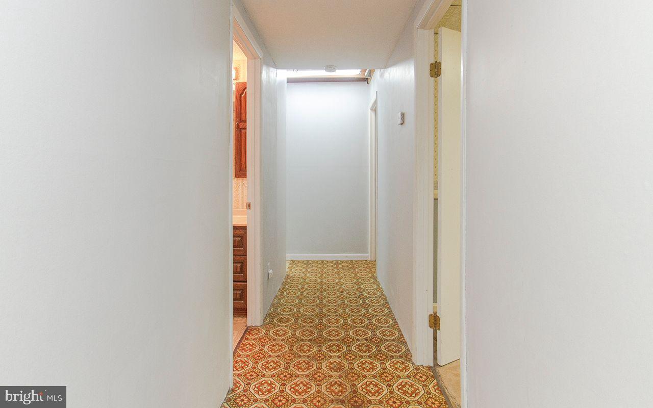 9 Lynn Ridge Court Manchester, MD 21102 - Photo 31 of 51 Wide Lower Level Hall