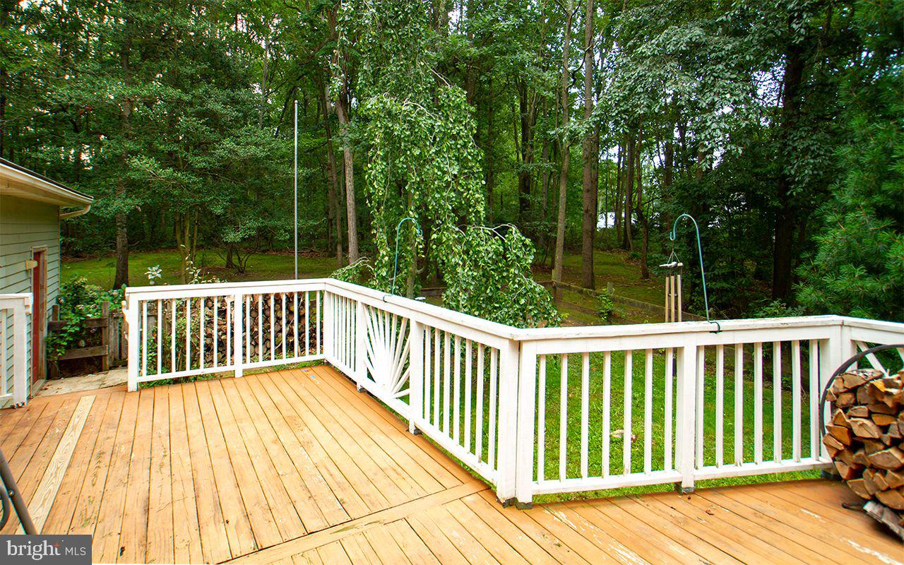 9 Lynn Ridge Court Manchester, MD 21102 - Photo 36 of 51 Private Deck
