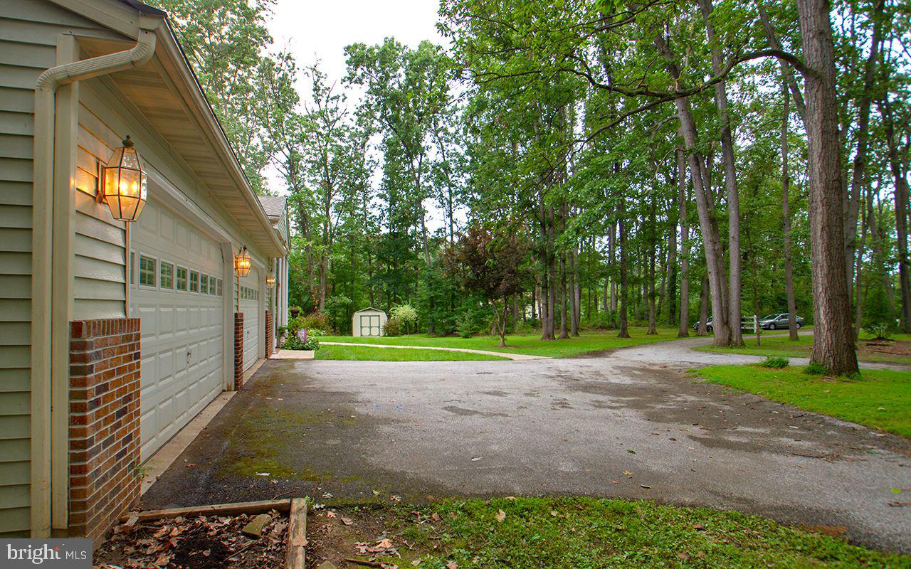 9 Lynn Ridge Court Manchester, MD 21102 - Photo 43 of 51 4 Car + Garage