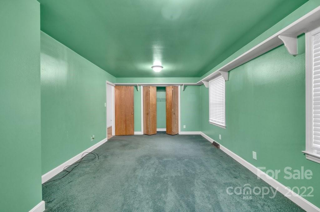 700 Ranch Road Charlotte, NC 28208 - Photo 8 of 15 Gallery Image 8