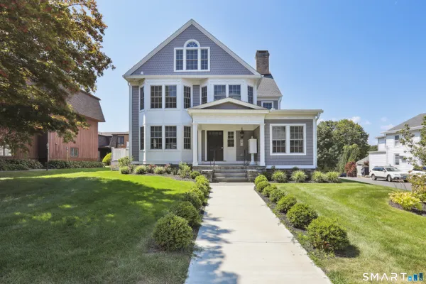 $2,100 | 138 Deer Hill Avenue, Unit 3, Danbury, CT 06810