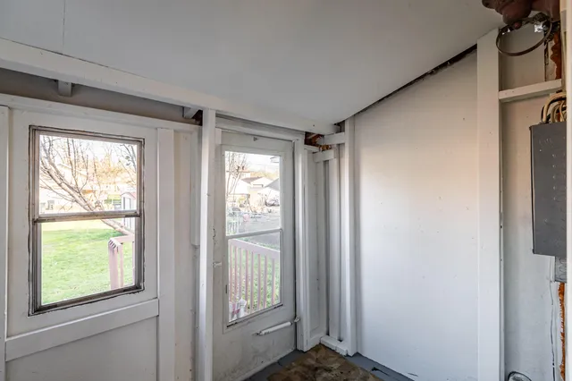 $119,999 | 2042 Liberty Street, La Crosse, WI 54603