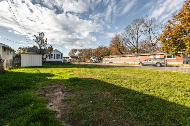 $119,999 | 2042 Liberty Street, La Crosse, WI 54603