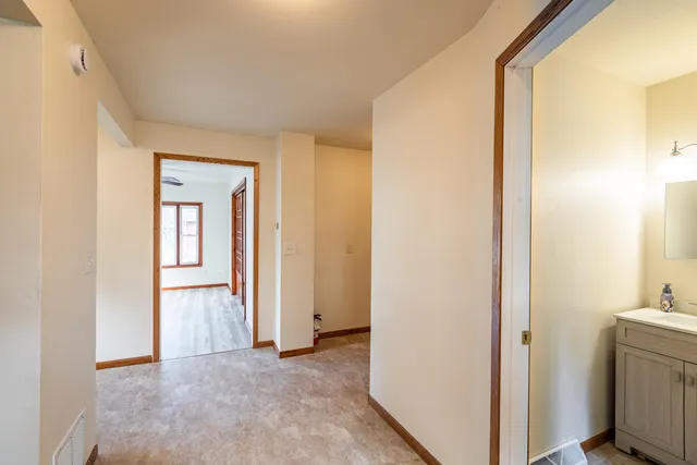 $119,999 | 2042 Liberty Street, La Crosse, WI 54603