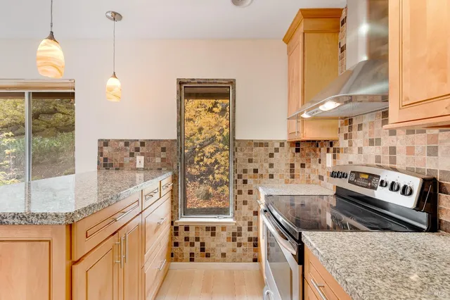 $229,000 | 3473 Tice Creek Drive, Unit 1, Walnut Creek, CA 94595