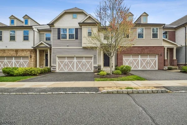 $799,000 | 35 Albert Court, Randolph, NJ 07869