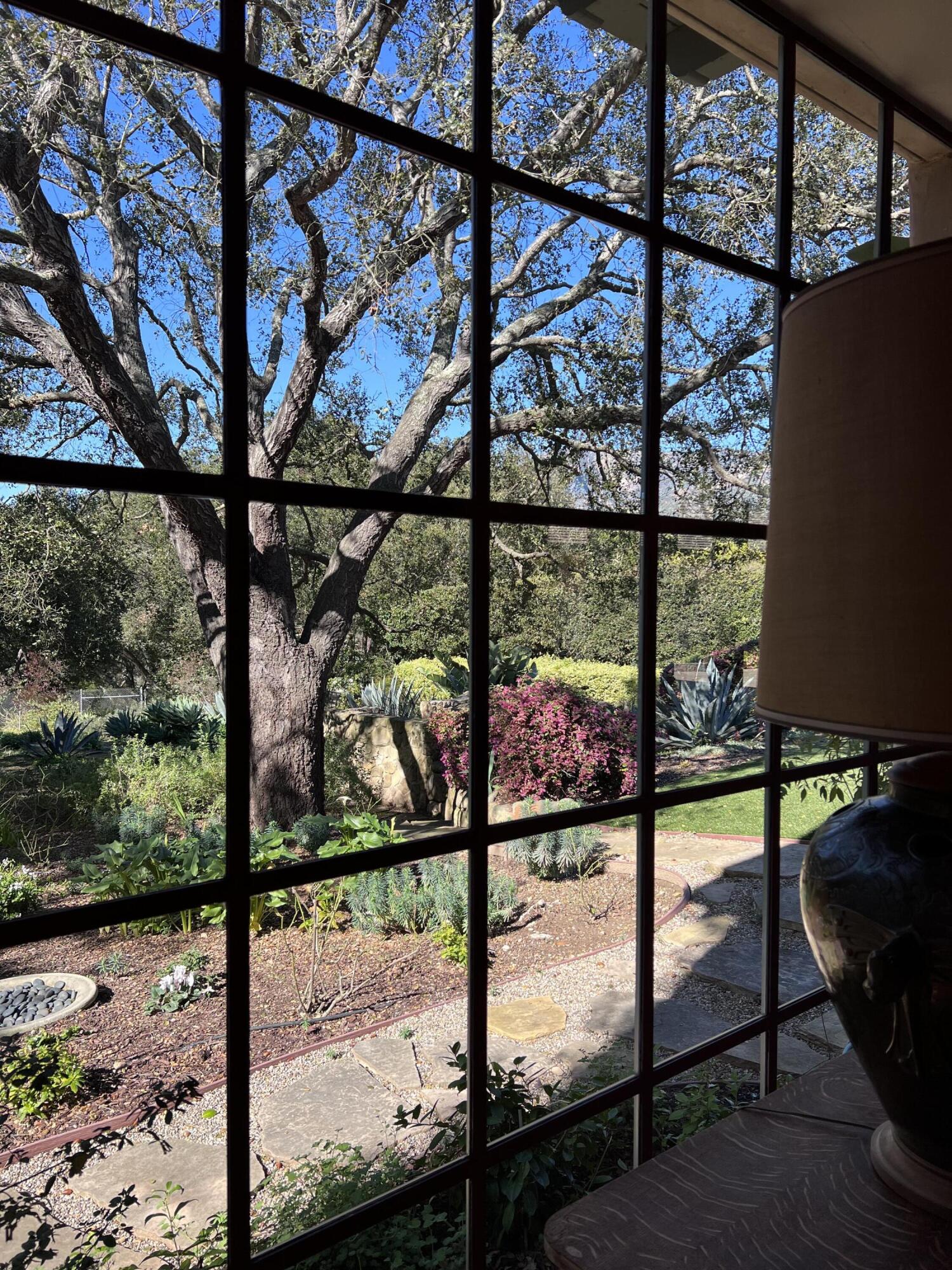 1705 Franceschi Road Santa Barbara, CA 93103 - Photo 7 of 12 IMG_7375