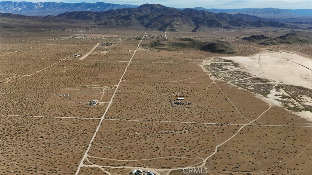 712 Oldenburg Road Apple Valley, CA 92307 - Photo 7 of 10